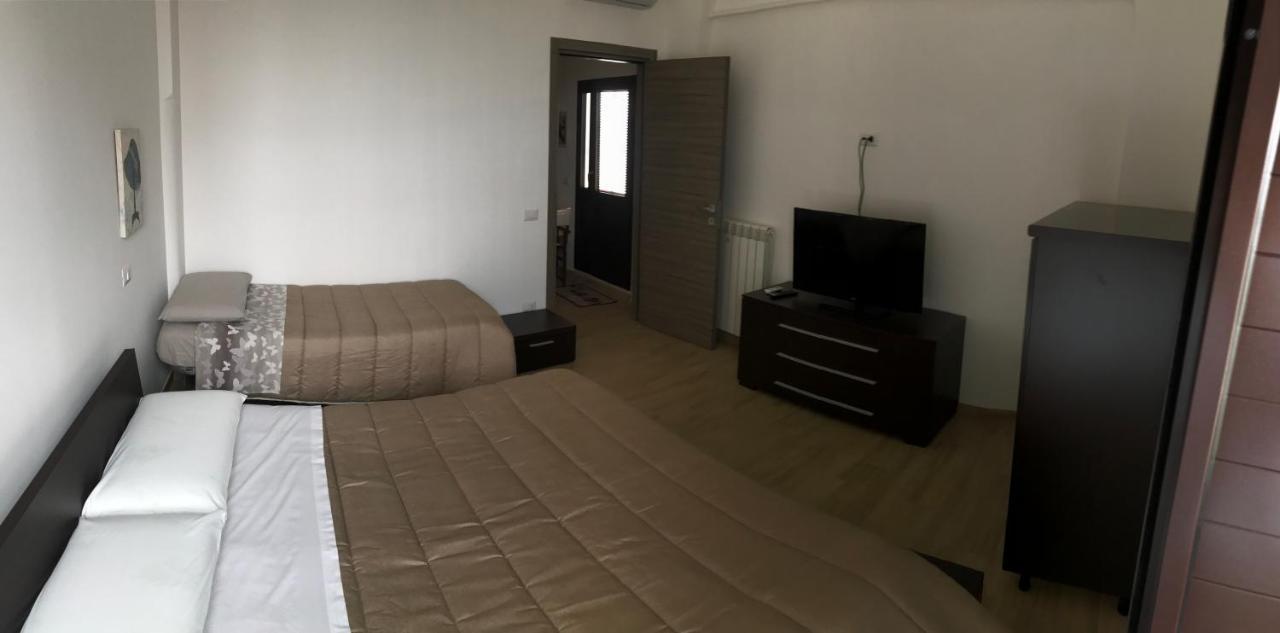 affitta camere fuori porta Grottaglie Esterno foto