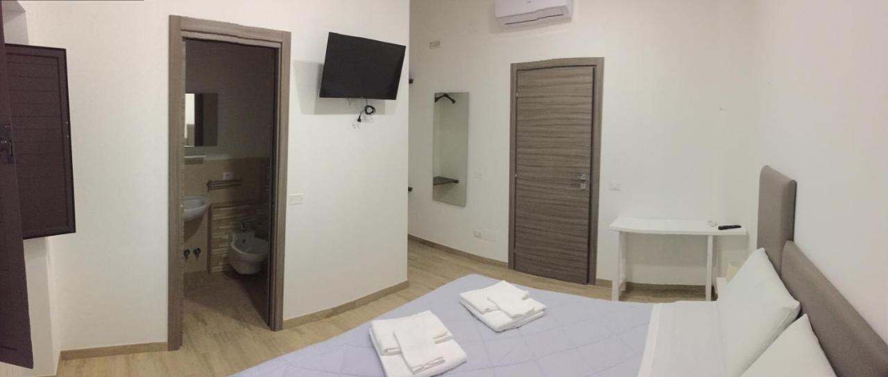 affitta camere fuori porta Grottaglie Esterno foto