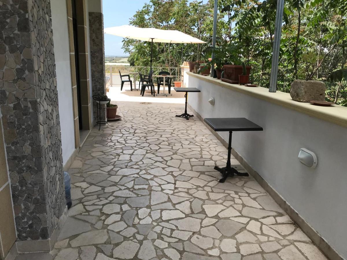 affitta camere fuori porta Grottaglie Esterno foto