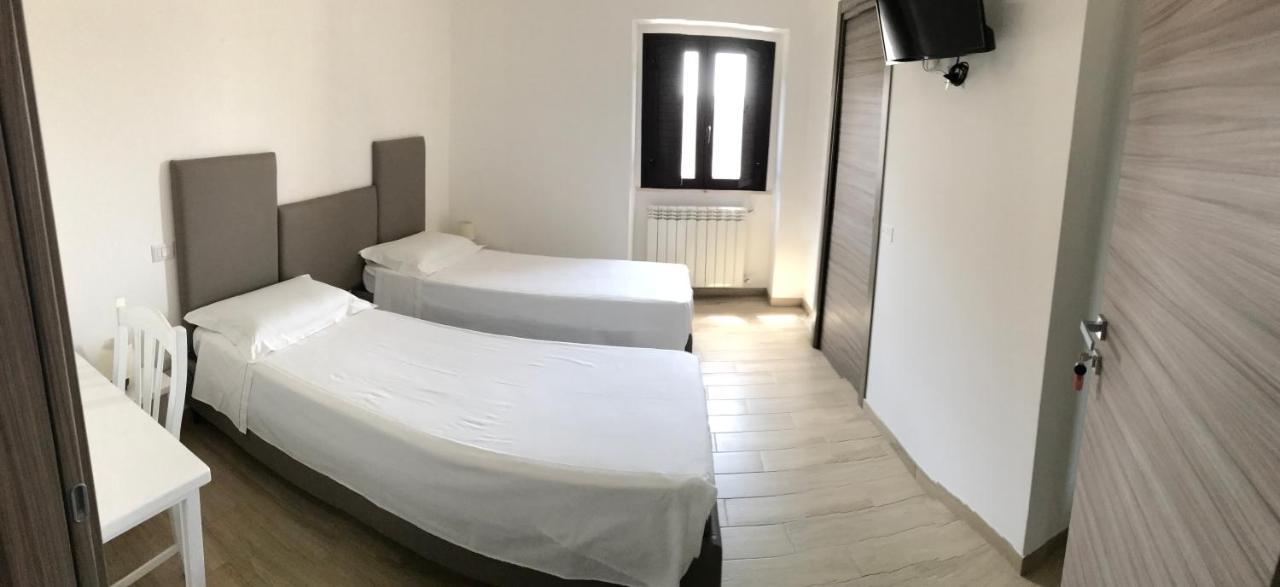 affitta camere fuori porta Grottaglie Esterno foto